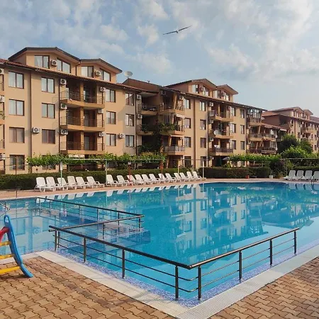 Apartamento студио Forest, к-с нестинарка Carevo